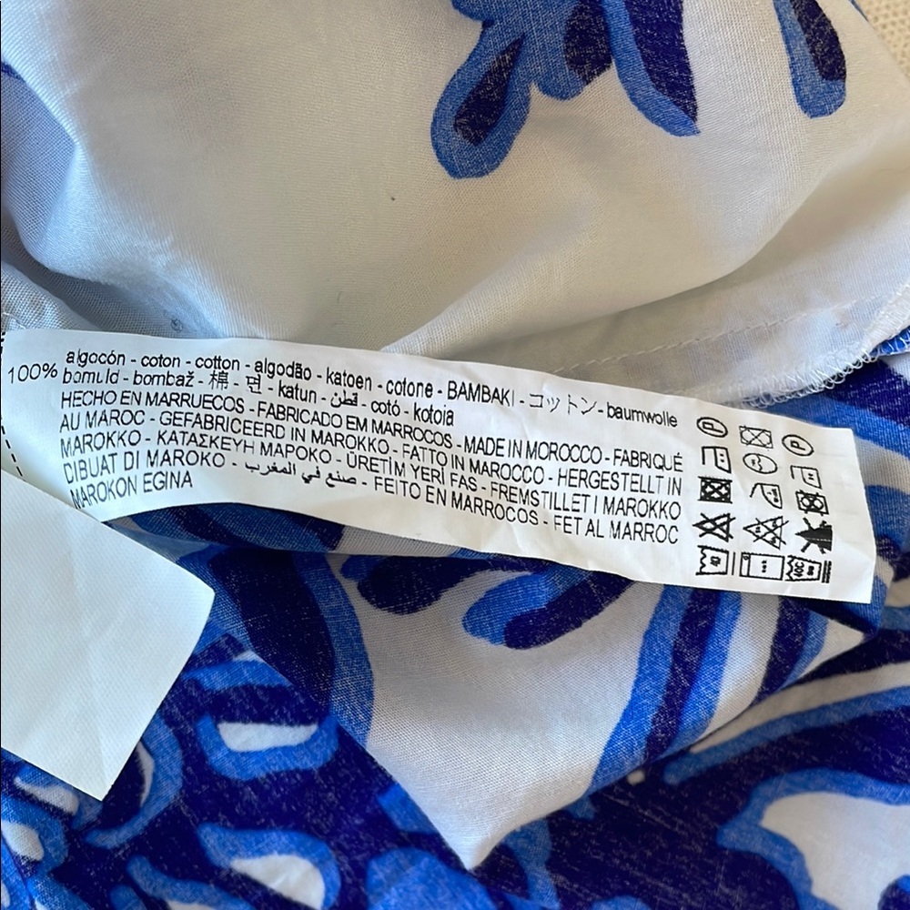 Zara Blue and White Graphic Blouse with Mandarin Collar Size Large - Picture 8 of 8